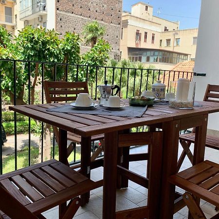 Vittorio Emanuele House Apartment Catania Bagian luar foto