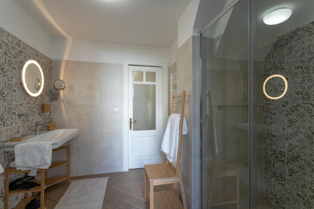 Vittorio Emanuele House Apartment Catania Bagian luar foto