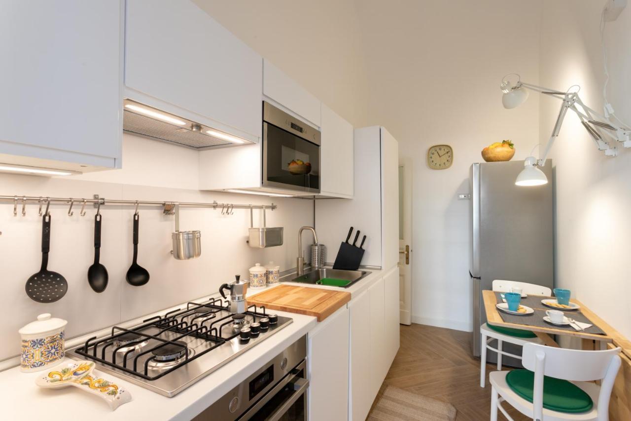 Vittorio Emanuele House Apartment Catania Bagian luar foto