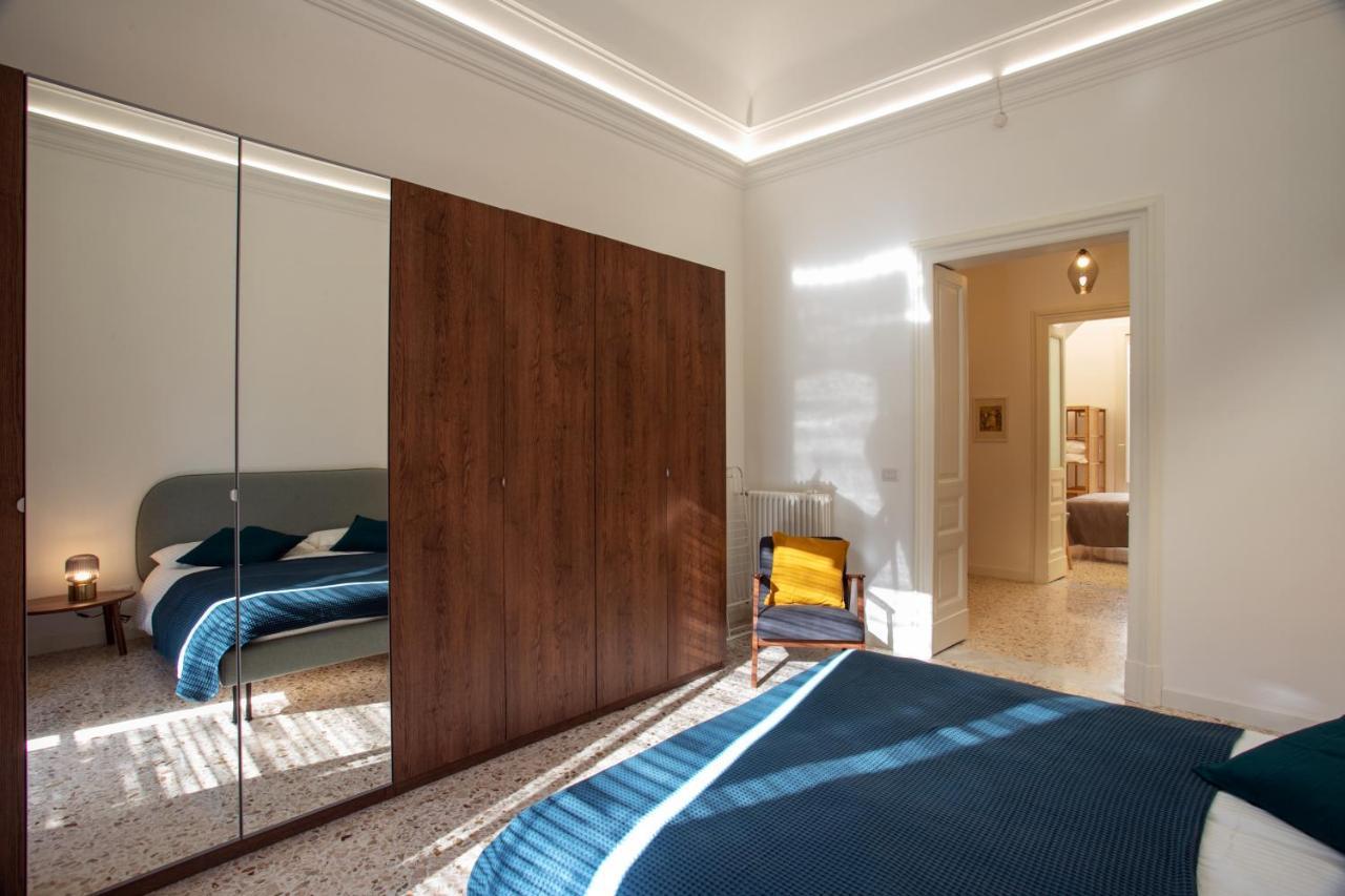 Vittorio Emanuele House Apartment Catania Bagian luar foto